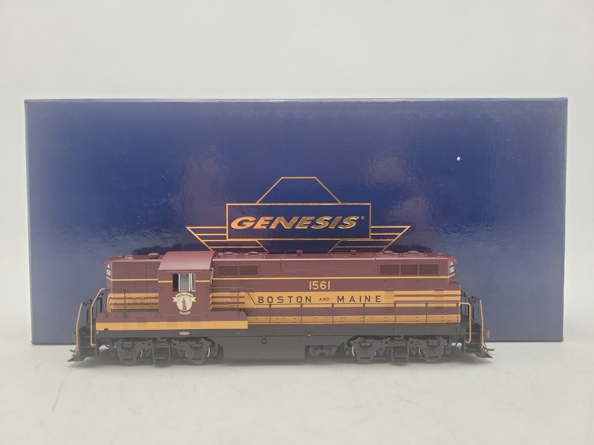 Athearn G62926 HO Boston and Maine GP7 with Hep, with DCC & Sound #1561 EX/Box