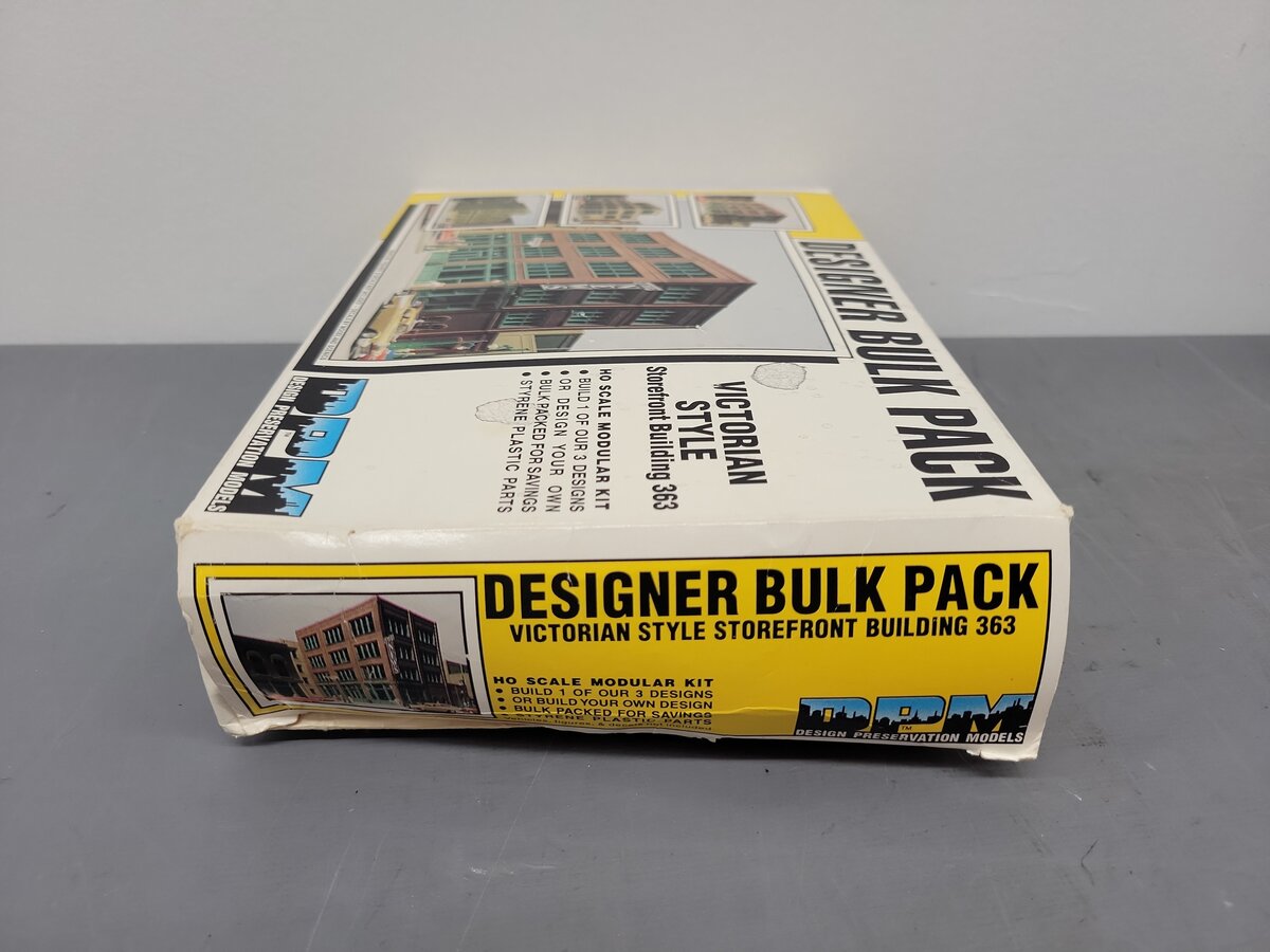 DPM 36300 HO Scale Designer Bulk Pack Victorian Style Storefront Building Kit EX/Box