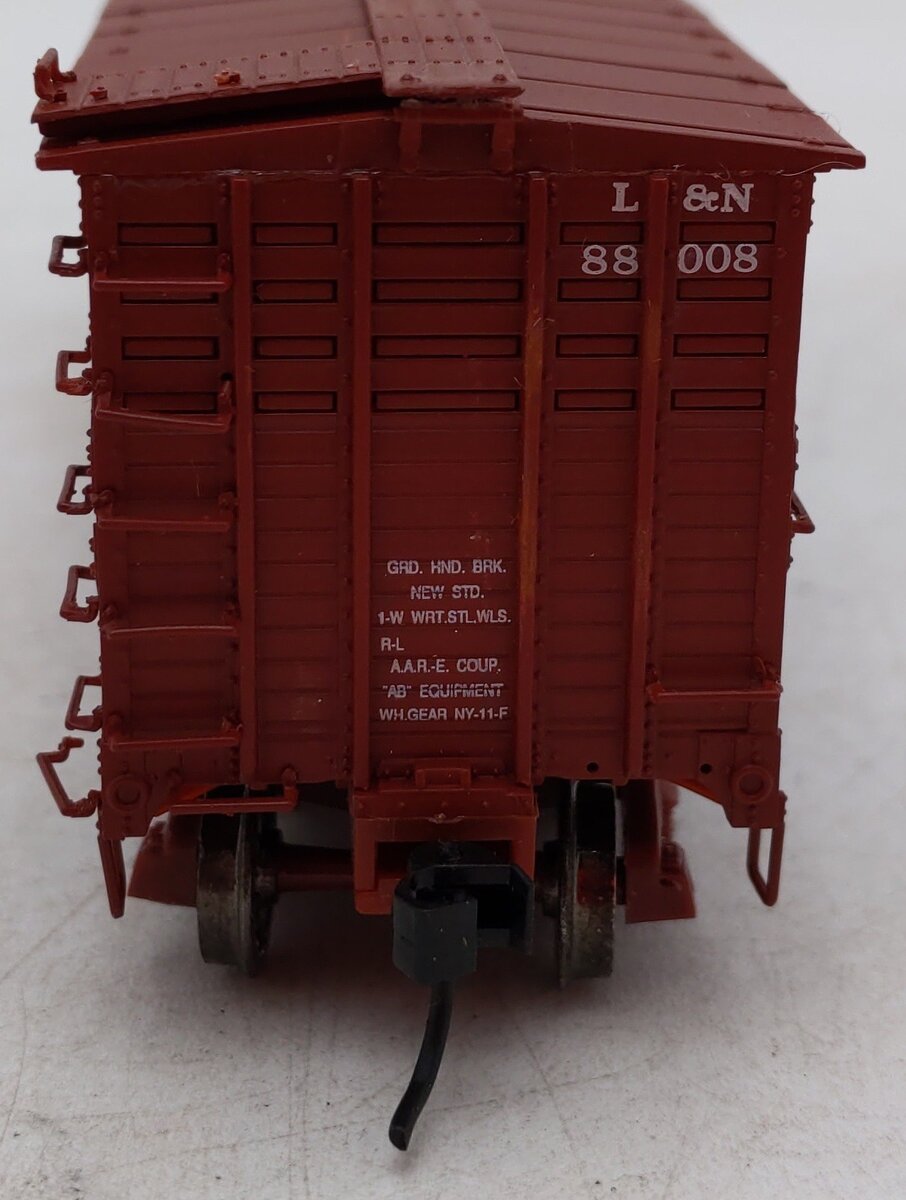 Proto 2000 88008  HO Scale L&N 40' Single Deck Stock Car EX/Box