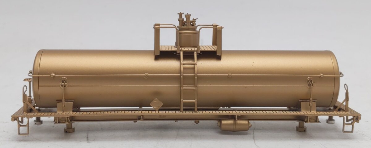 Lambert 7570 BRASS HO ICC 103-BW 8,000 Gallon Tank Car - Unpainted LN/Box
