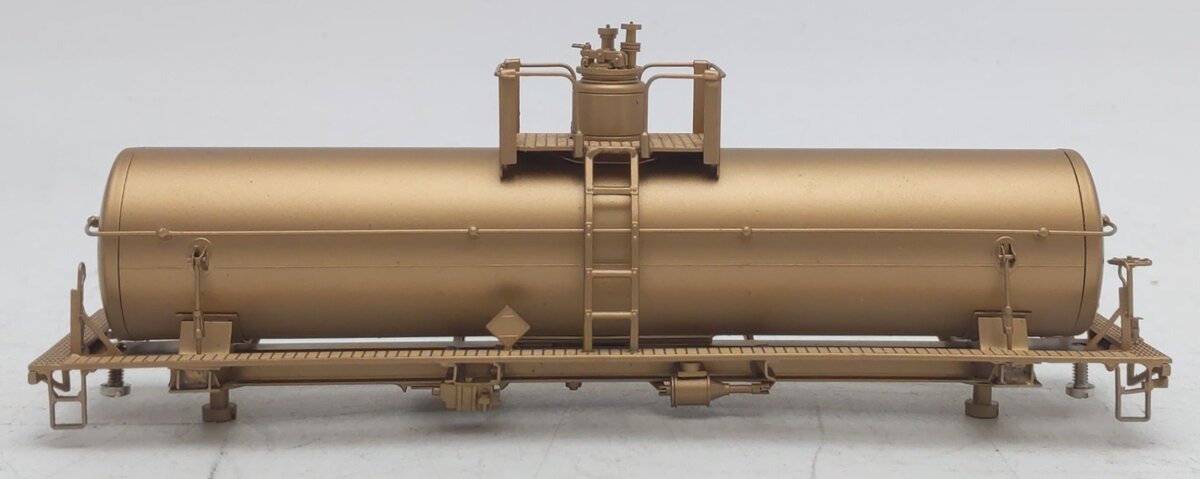 Lambert BRASS HO I.C.C. 103-BW 8,000 Gallon Tank Car - Unpainted EX/Box