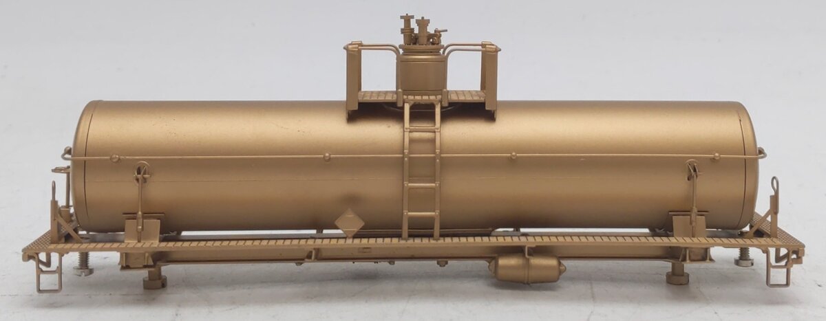 Lambert BRASS HO I.C.C. 103-BW 8,000 Gallon Tank Car - Unpainted EX/Box
