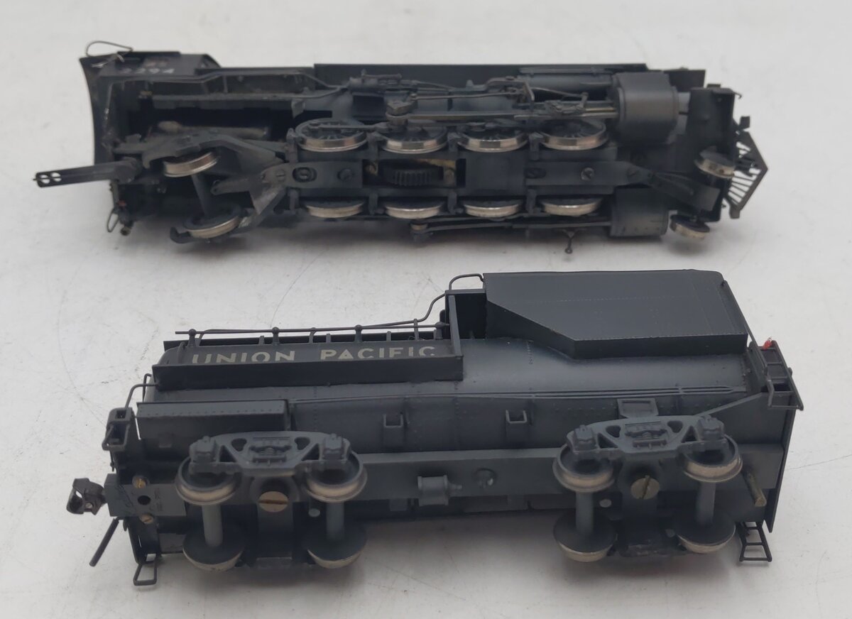 LMB HO Scale BRASS UP Mikado 2-8-2 Steam Locomotive w/ Tender #2294 - Painted VG/Box