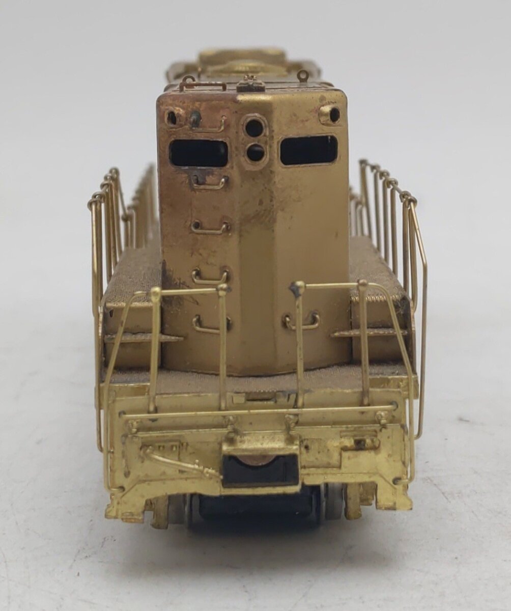 Oriental Limited HO BRASS EMD GP9 1750HP Cabless B Unit Diesel Loco - Unpainted VG/Box