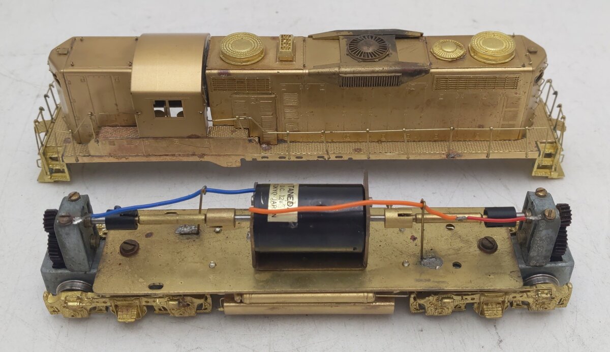 Oriental Limited HO BRASS EMD GP20 2000HP Low Hood Diesel Locomotive - Unpainted/Box
