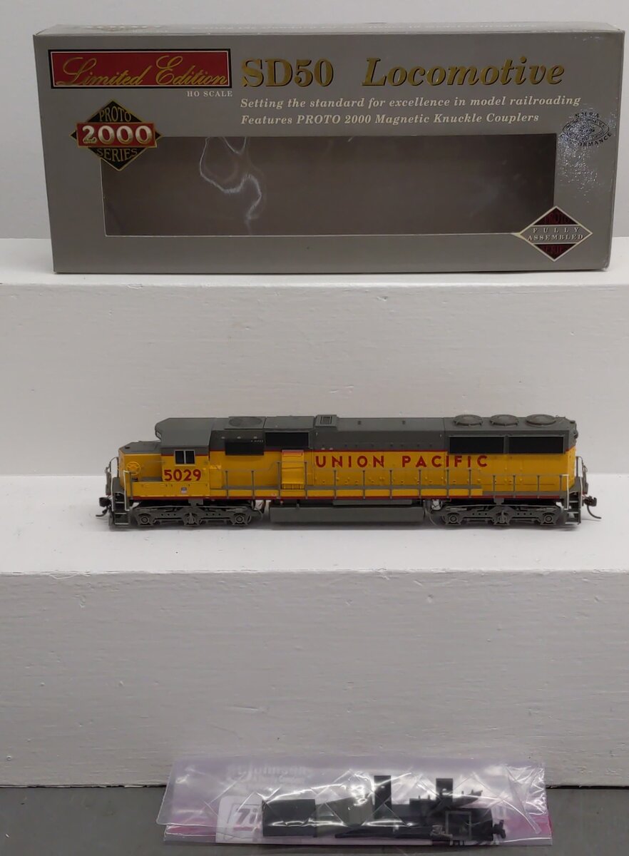 Proto 2000 30846 HO Scale Union Pacific EMD SD50 Diesel Locomotive #5029 VG/Box