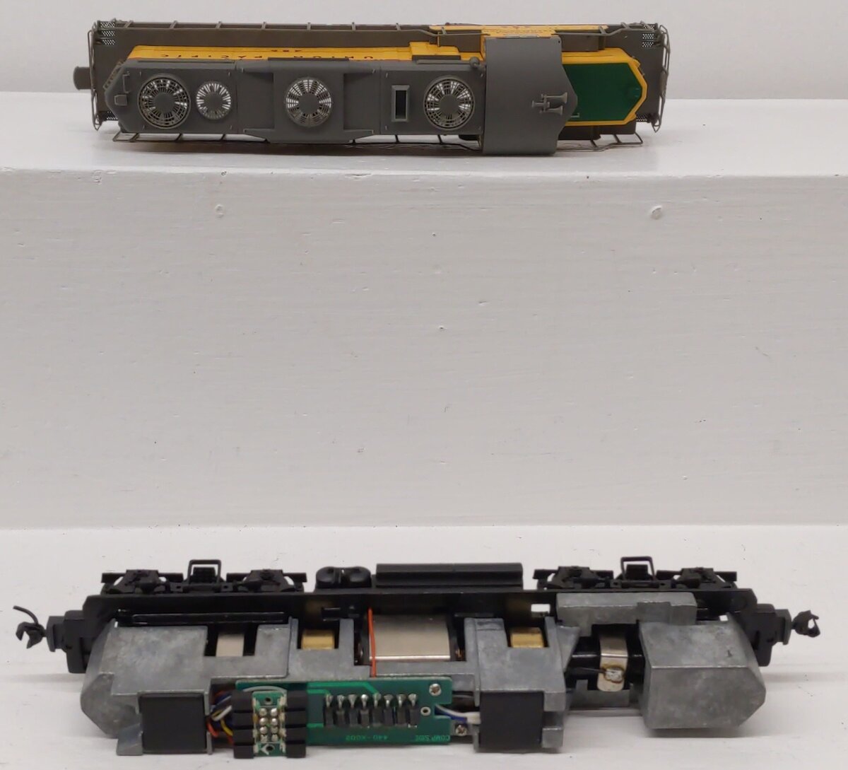 Proto 2000 8153 HO Scale Union Pacific GP20 Diesel Locomotive #486 EX/Box