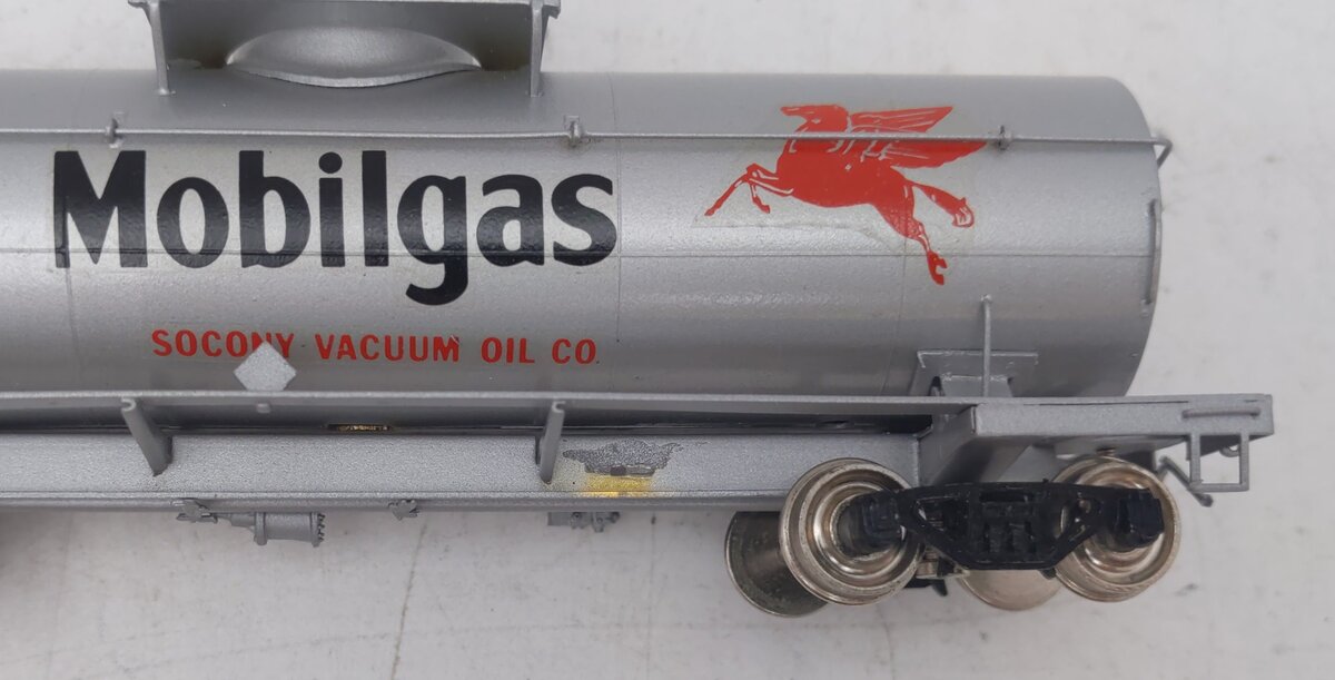 Precision Scale Company 15666 HO BRASS Mobilgas 10,000 Gallon Tank Car VG/Box