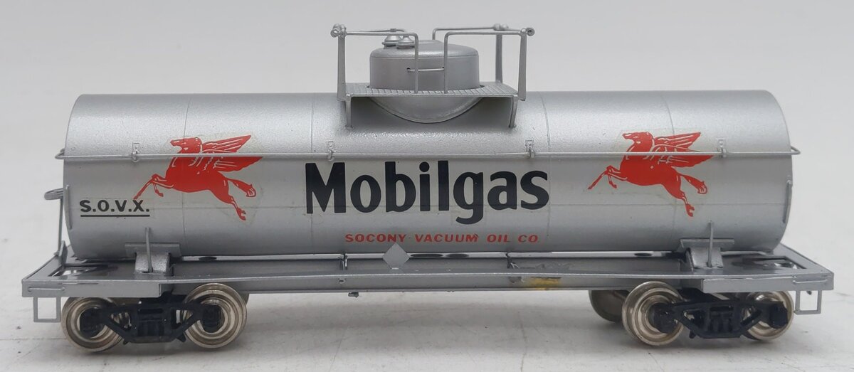 Precision Scale Company 15666 HO BRASS Mobilgas 10,000 Gallon Tank Car VG/Box