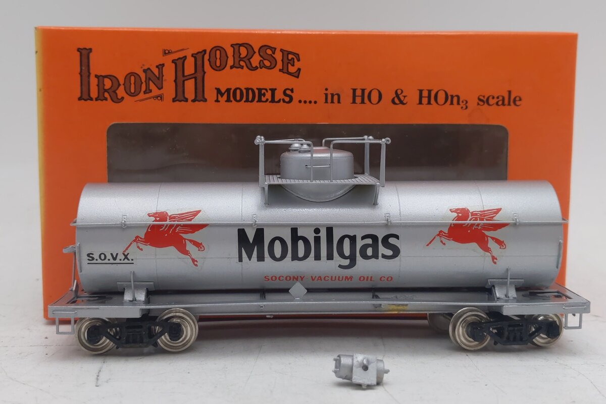 Precision Scale Company 15666 HO BRASS Mobilgas 10,000 Gallon Tank Car VG/Box