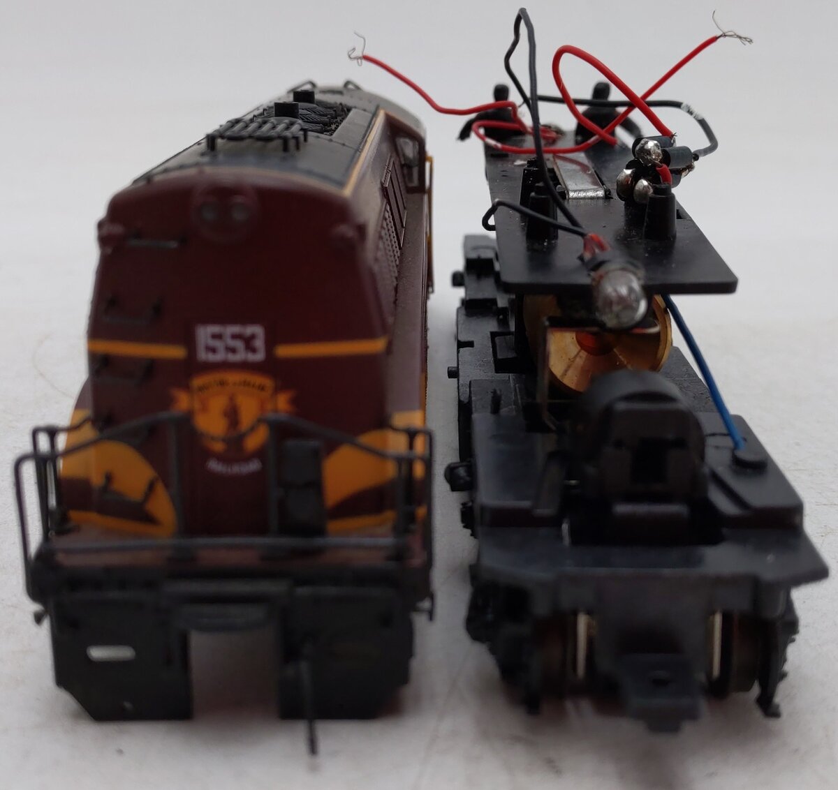Proto 2000 8354 HO Boston And Maine Diesel Locomotive #1553/Box