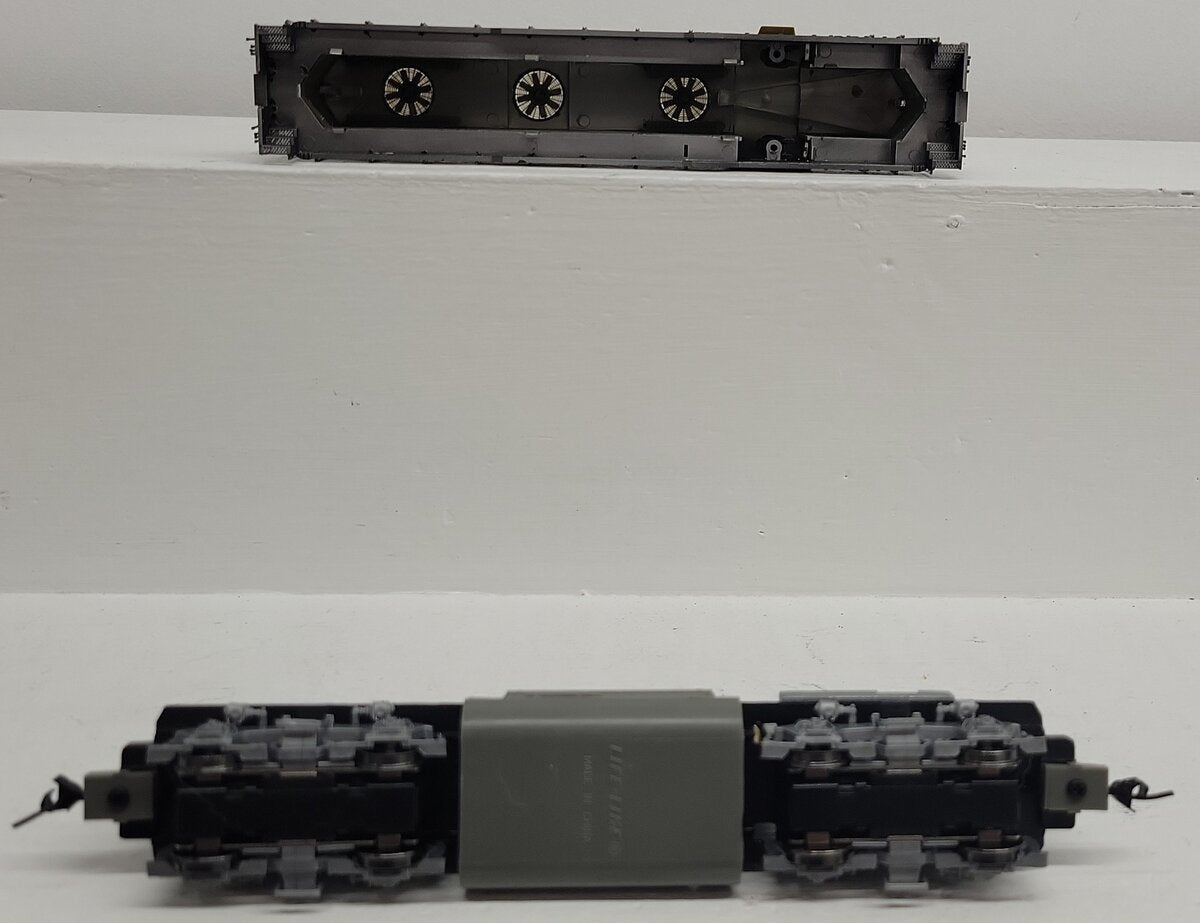 Proto 2000 89011 HO Scale CN GP9R High Hood Lazy 3 Diesel Locomotive #4346 EX