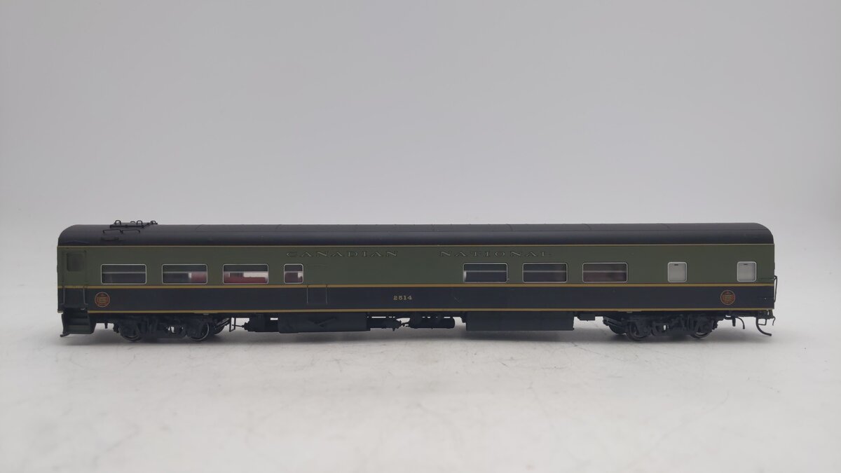 Rapido Trains 103010 HO Scale Canadian National Café-Bar-Lounge Car #2514 EX/Box