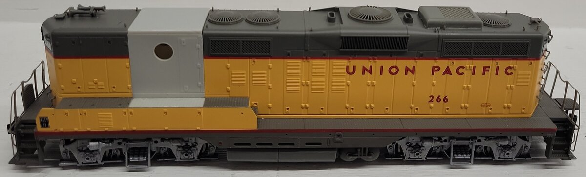 Proto 2000 23622 HO Scale Union Pacific GP9 II Diesel Locomotive #266 VG/Box