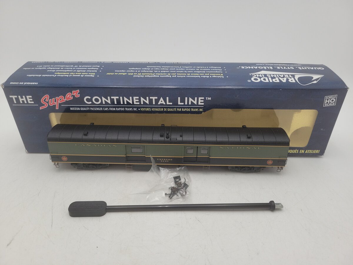 Rapido Trains 106018 HO Canadian National 73' 6