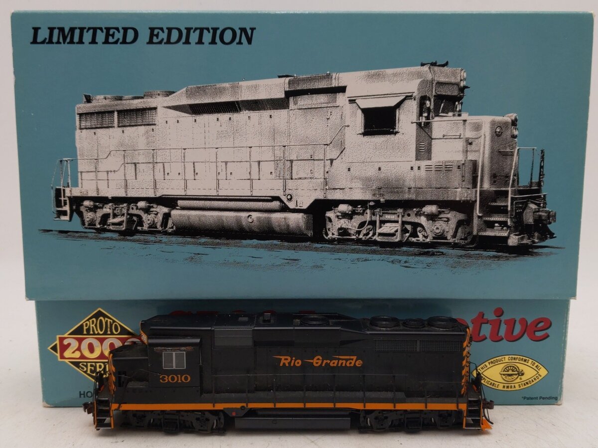 Proto 2000 21520 HO Scale D&RGW GP-30 Diesel Locomotive #3010 VG/Box