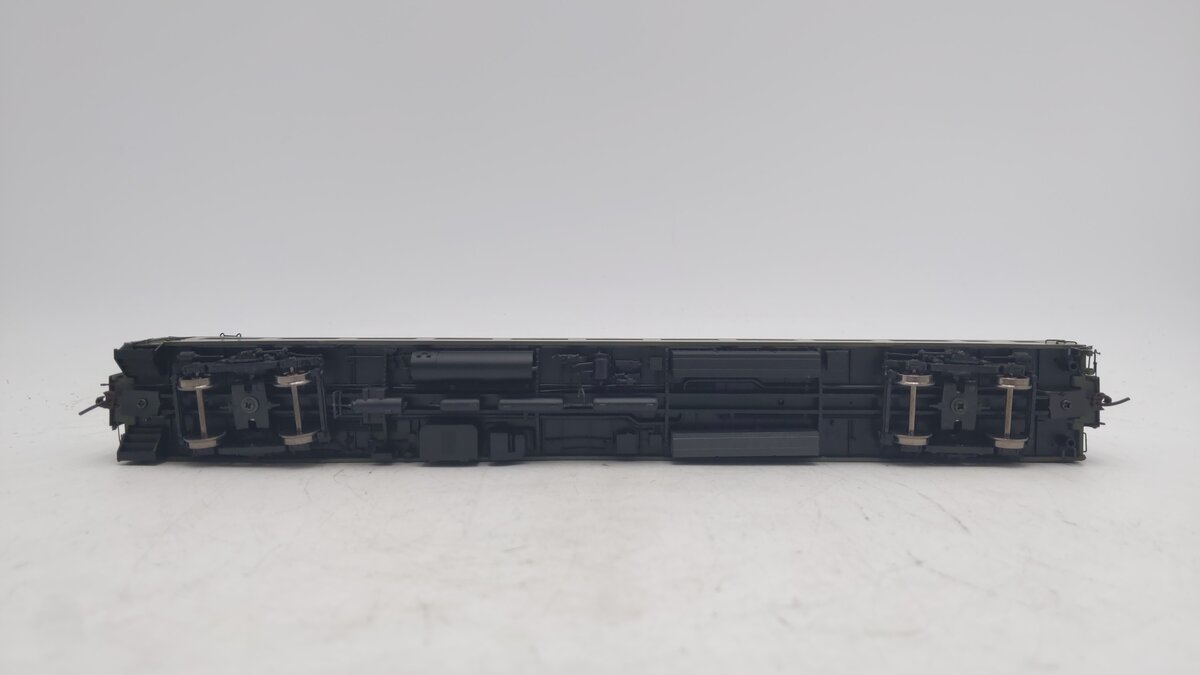 Rapido Trains 100020 HO Canadian National LW Coach Passenger Car #5591 EX/Box