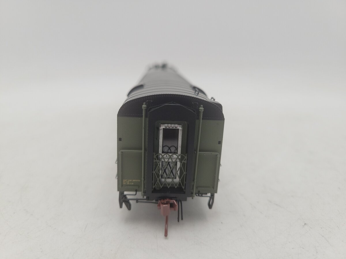 Rapido Trains 124004 HO Scale Canadian National Lightweight Diner Car #1350 EX/Box