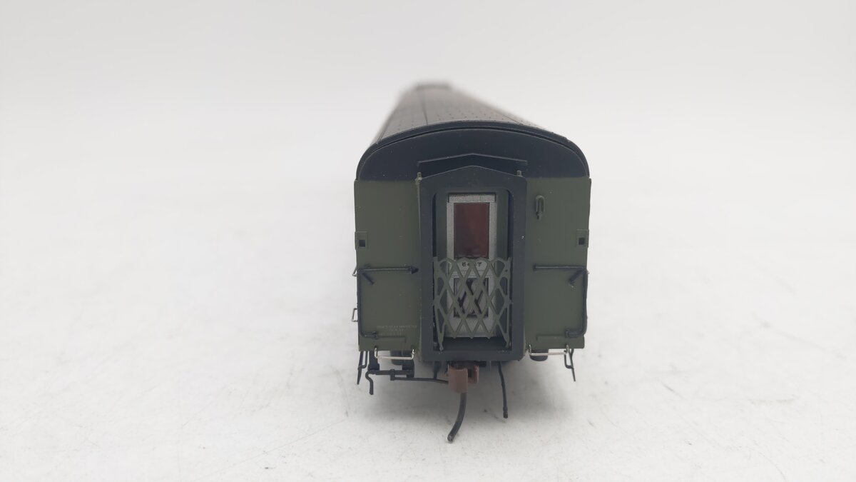 Rapido Trains 100013 HO Canadian National Railways Lightweight Coach #5470 EX/Box