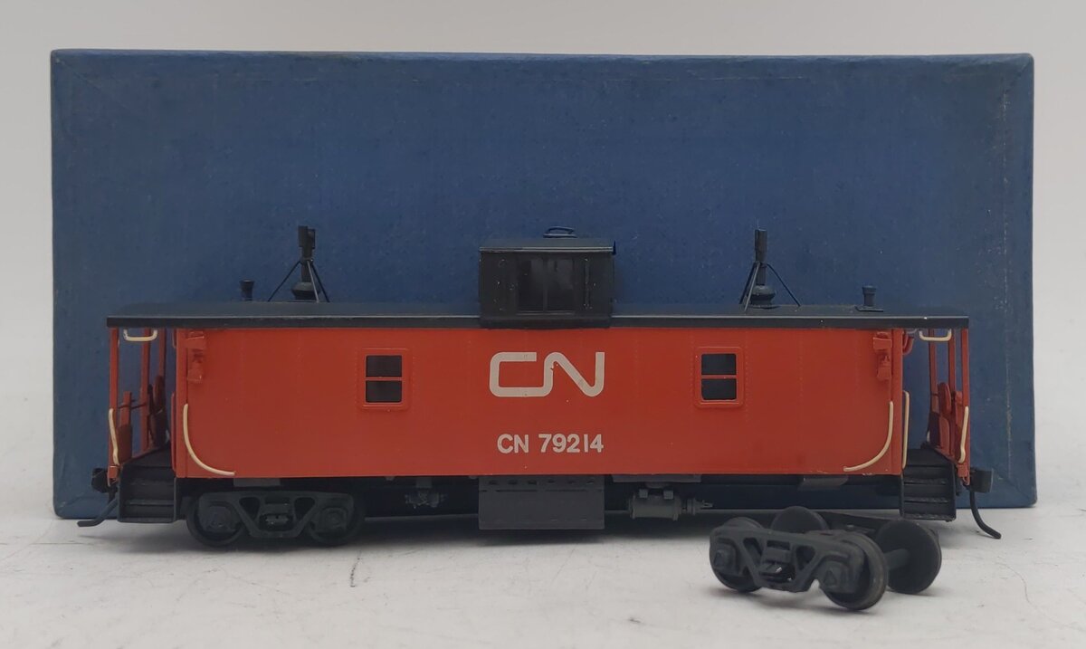 Van Hobbies HO BRASS CNR Modern Caboose - Painted/Box