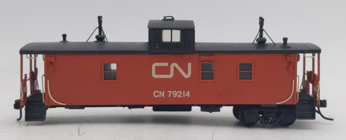 Van Hobbies HO BRASS CNR Modern Caboose - Painted/Box