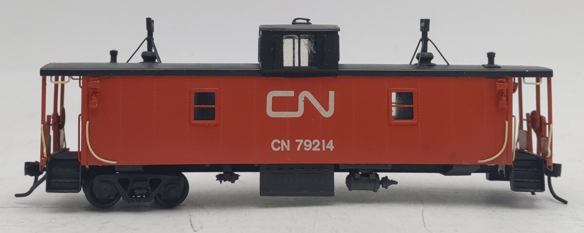 Van Hobbies HO BRASS CNR Modern Caboose - Painted/Box