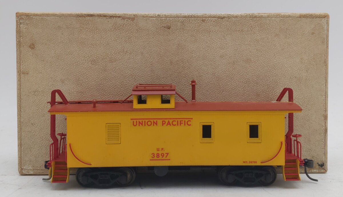 Trains Inc. HO Brass Union Pacific CA-1 Caboose - Painted/Box