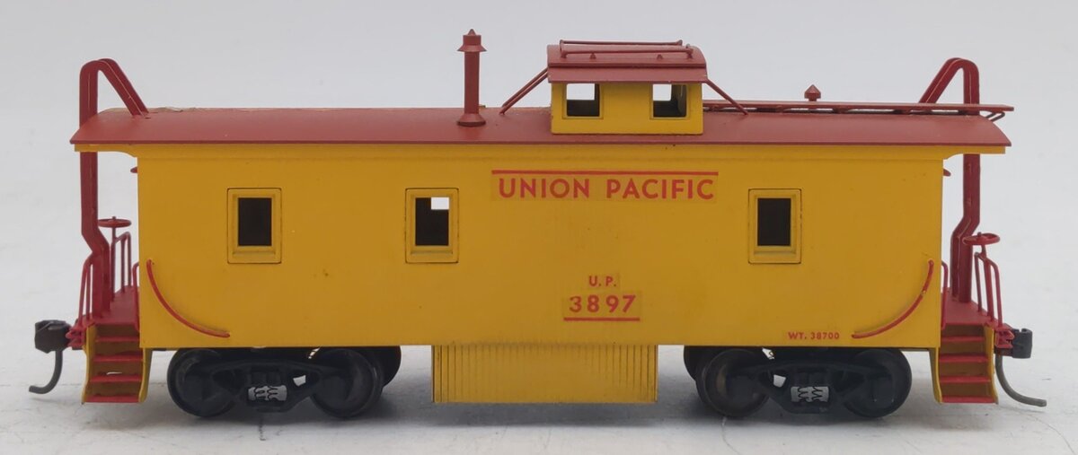 Trains Inc. HO Brass Union Pacific CA-1 Caboose - Painted/Box