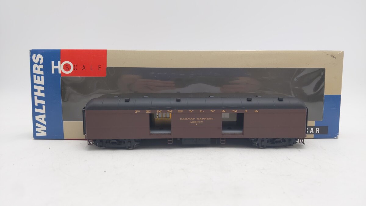 Walthers 932-5876 HO Scale Pennsylvania B60B Baggage Car VG/Box