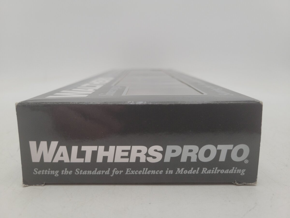 Walthers 920-9250 HO Scale Broadway Limited BM70n RPO Baggage Car EX/Box