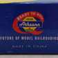 Athearn 96426 HO UTLX 33.9K LPG Tank Car #910575 VG/Box