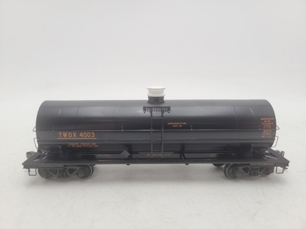 Kadee 9005 HO Scale TWOX ACF 11,000-Gallon Tank Car #4003 EX/Box