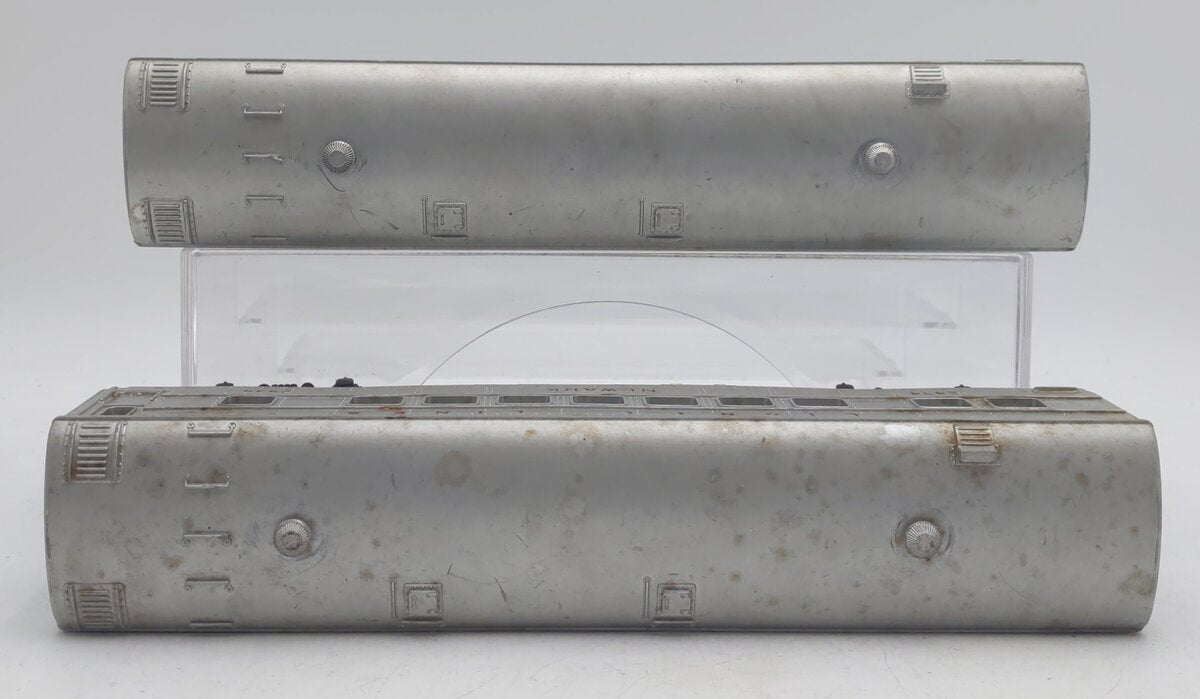 Lionel Vintage O Lionel Lines Passenger Cars: 2432, 2434 [2]
