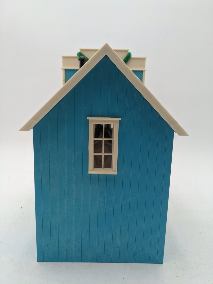 Piko 62200 G Santa's Workshop Building Kit VG