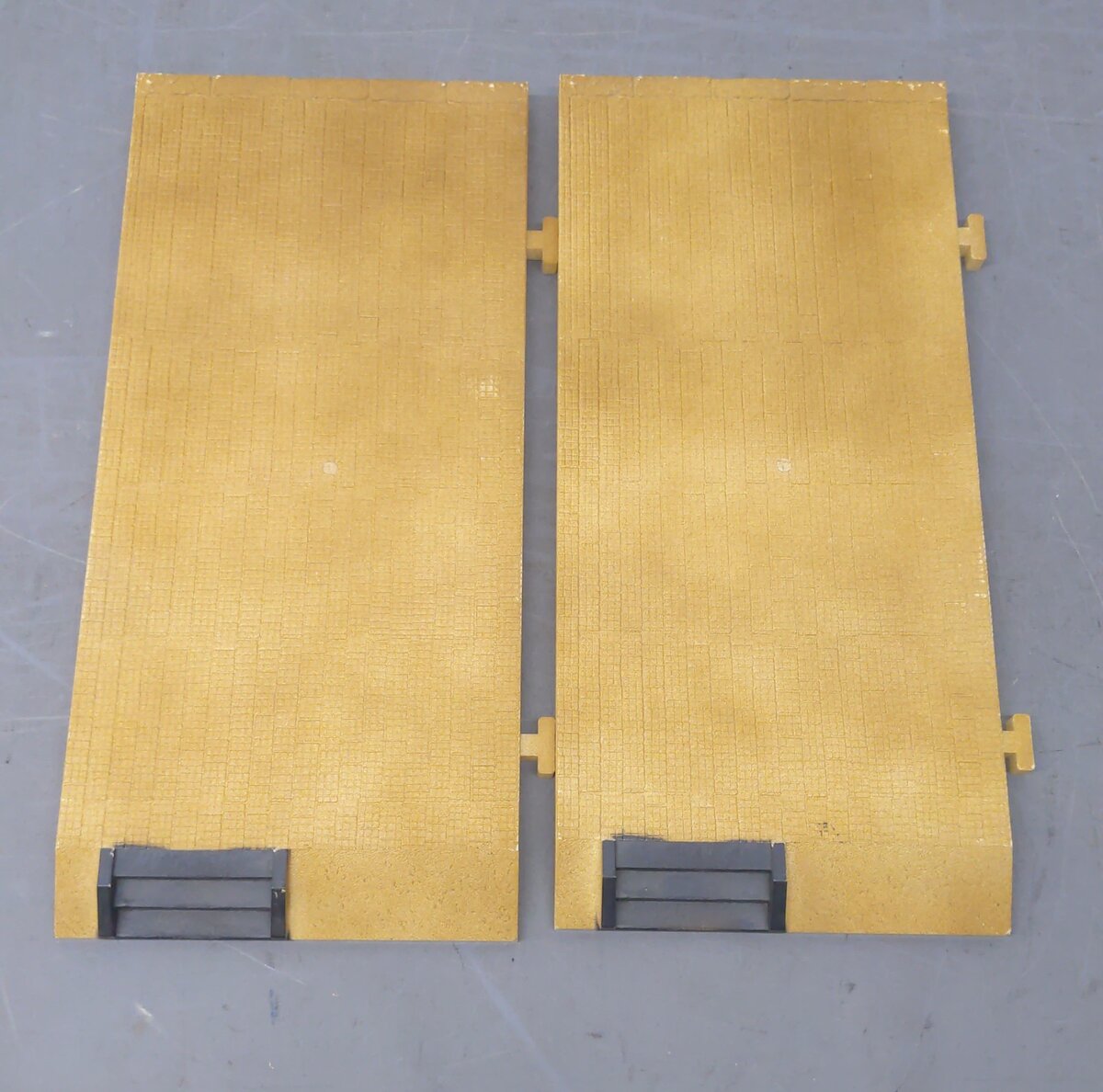 Pola 904 LGB 430 X 200 mm Station Base Plate Set (Box of 2) EX/Box