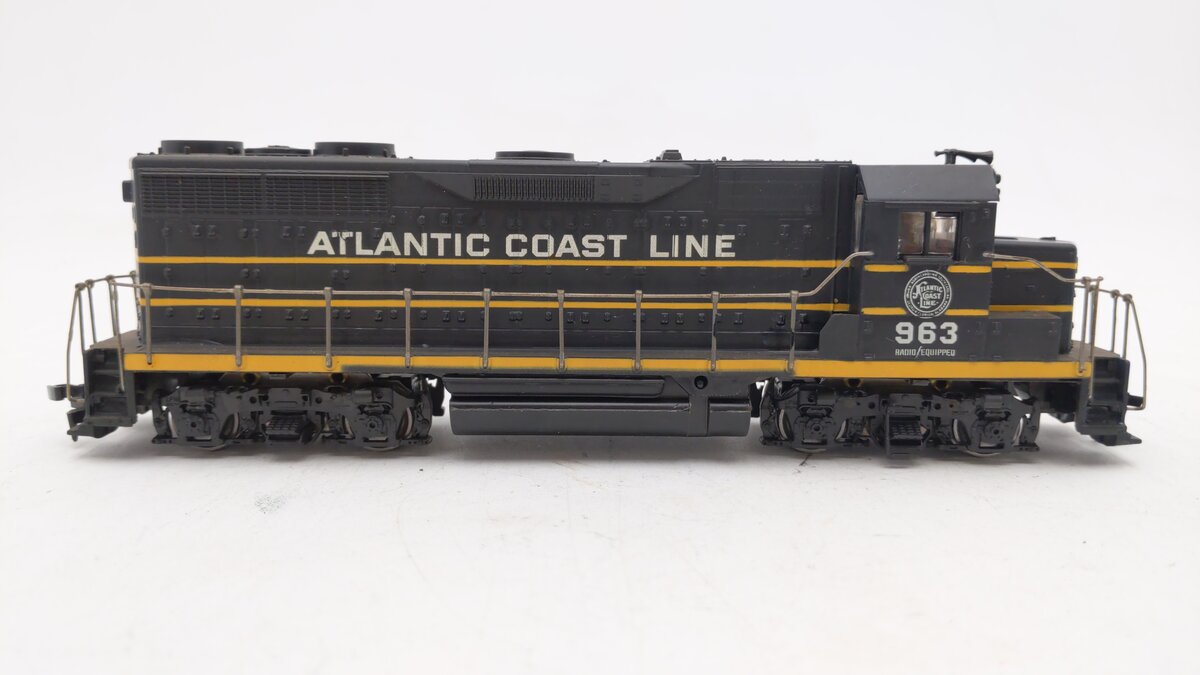 Athearn 4201 HO Scale ACL GP-35 Diesel Locomotive #963 VG/Box