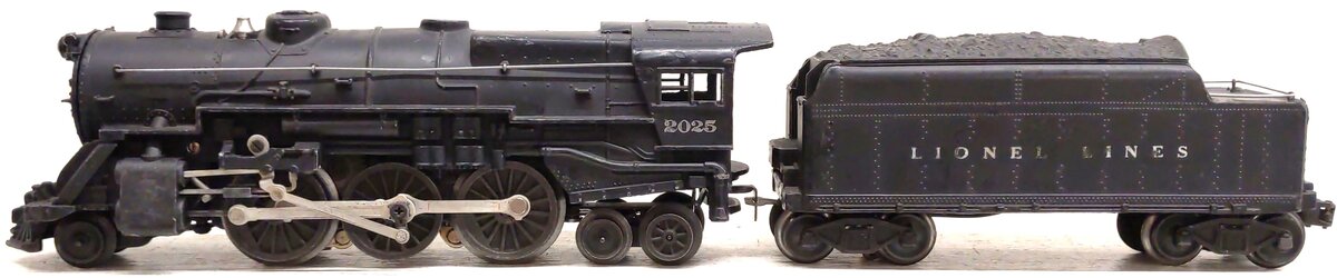Lionel 2025 Vintage O 2-6-4 Die-Cast Steam Locomotive with 2466WX Tender