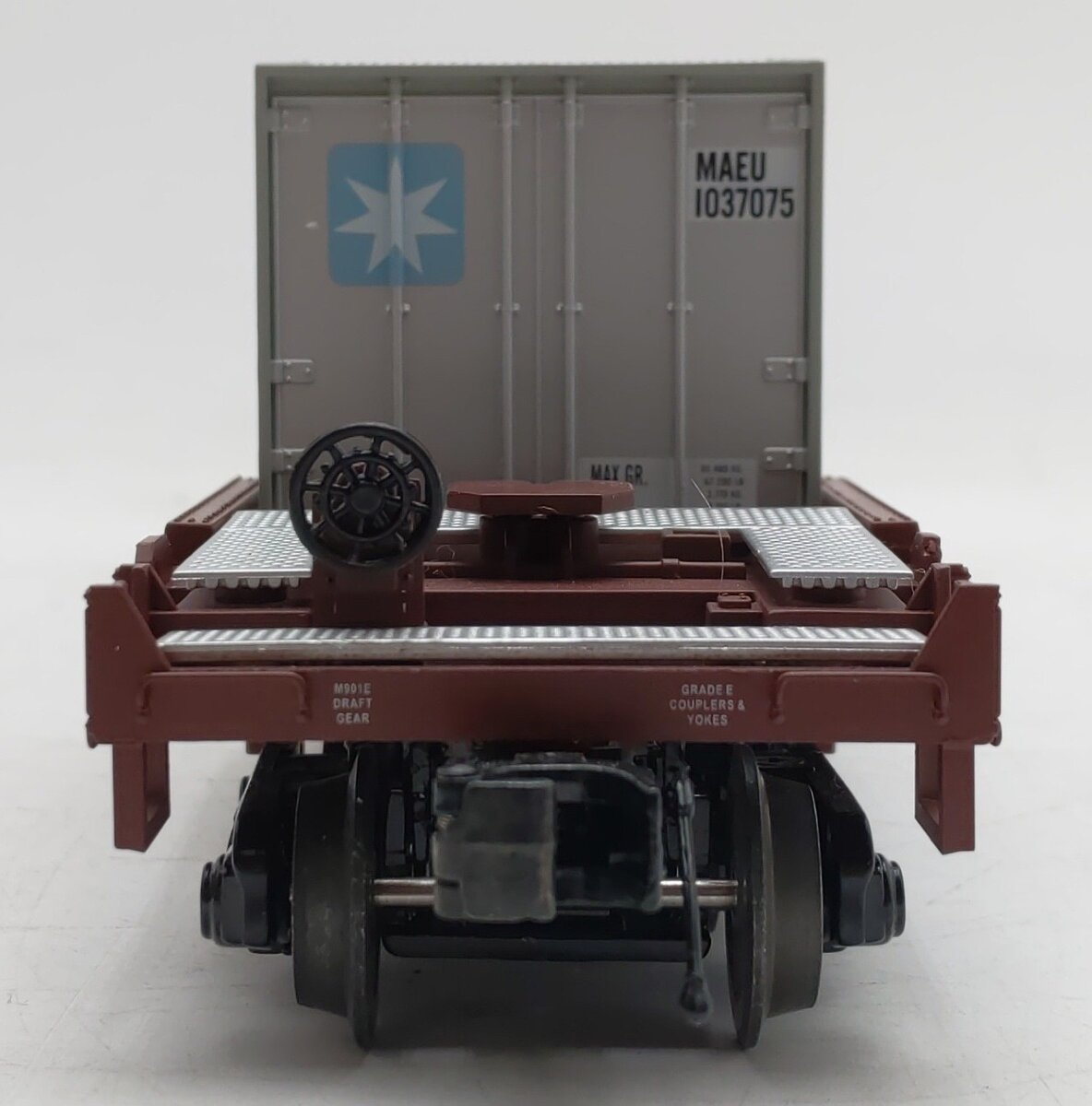 MTH 20-95415 O Gauge BNSF Husky Stack Car w/Container #238595 EX/Box