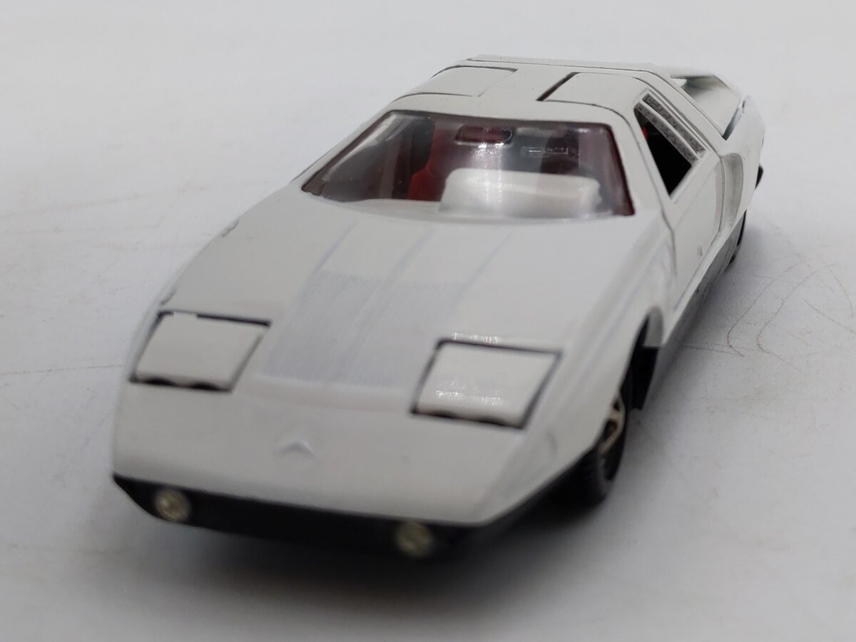 Marklin 1:43 Scale Mercedes Benz C111 (White) VG