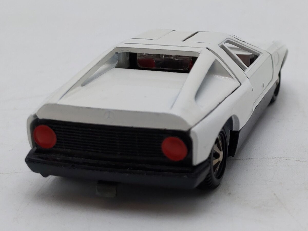Marklin 1:43 Scale Mercedes Benz C111 (White) VG