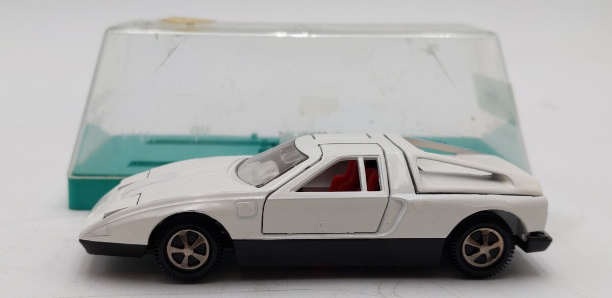 Marklin 1:43 Scale Mercedes Benz C111 (White) VG
