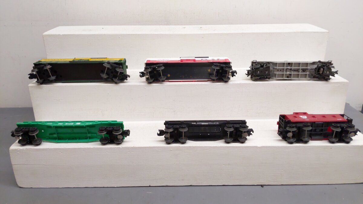 Lionel O Gauge Assorted Freight Cars 6921, 6585, 9158, 646300, 9472, 3650 [6] EX