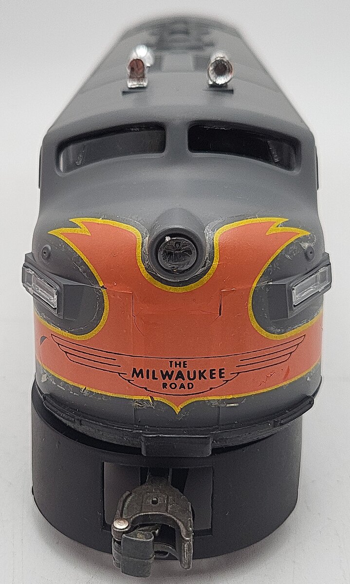 Lionel 6-8557 O Milwaukee Road F3 A Non-Powered Diesel Locomotive #8557 EX/Box