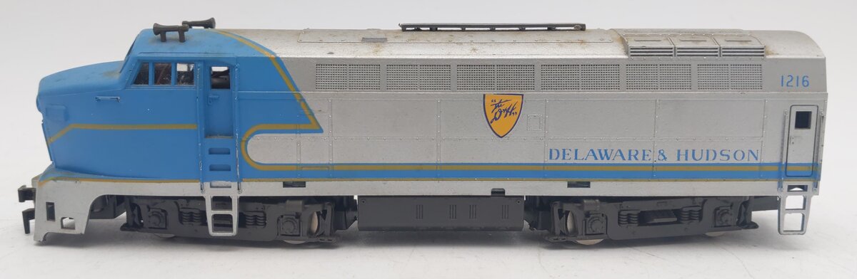 Model Power 725 HO Scale Delaware & Hudson Powered Sharknose Diesel Locomotive EX/Box