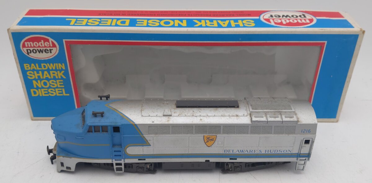 Model Power 725 HO Scale Delaware & Hudson Powered Sharknose Diesel Locomotive EX/Box