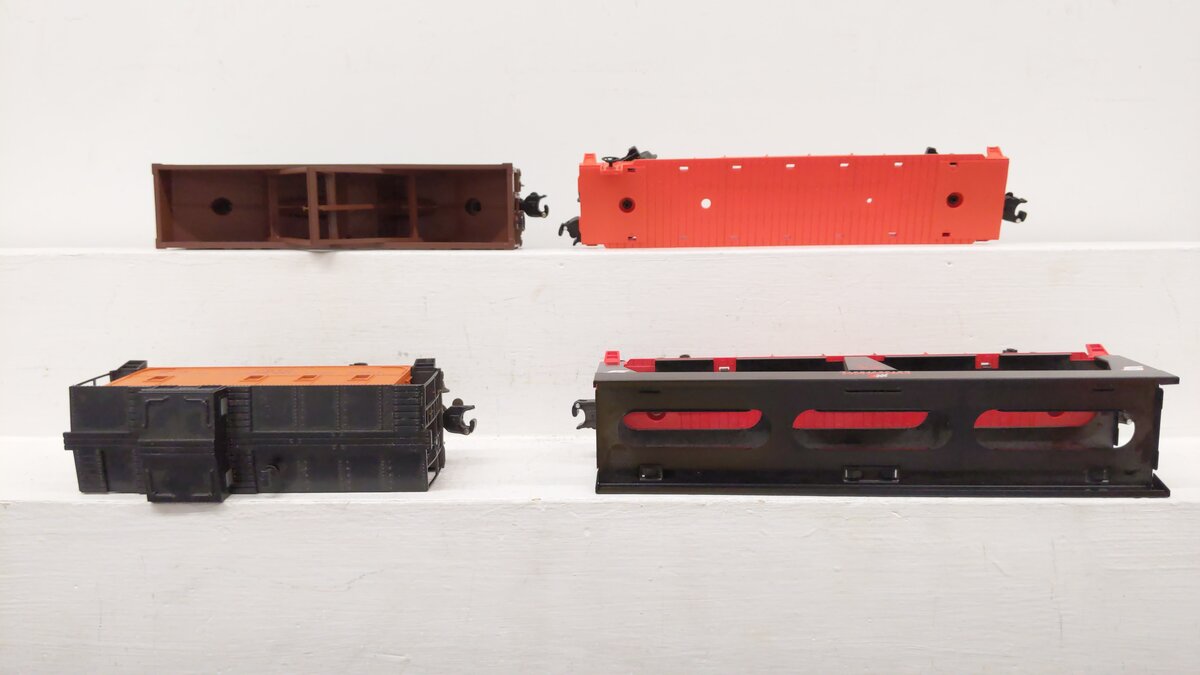 Lionel O Assorted Freight Cars 6424, 32004, 26355, 9169[4] EX/Box