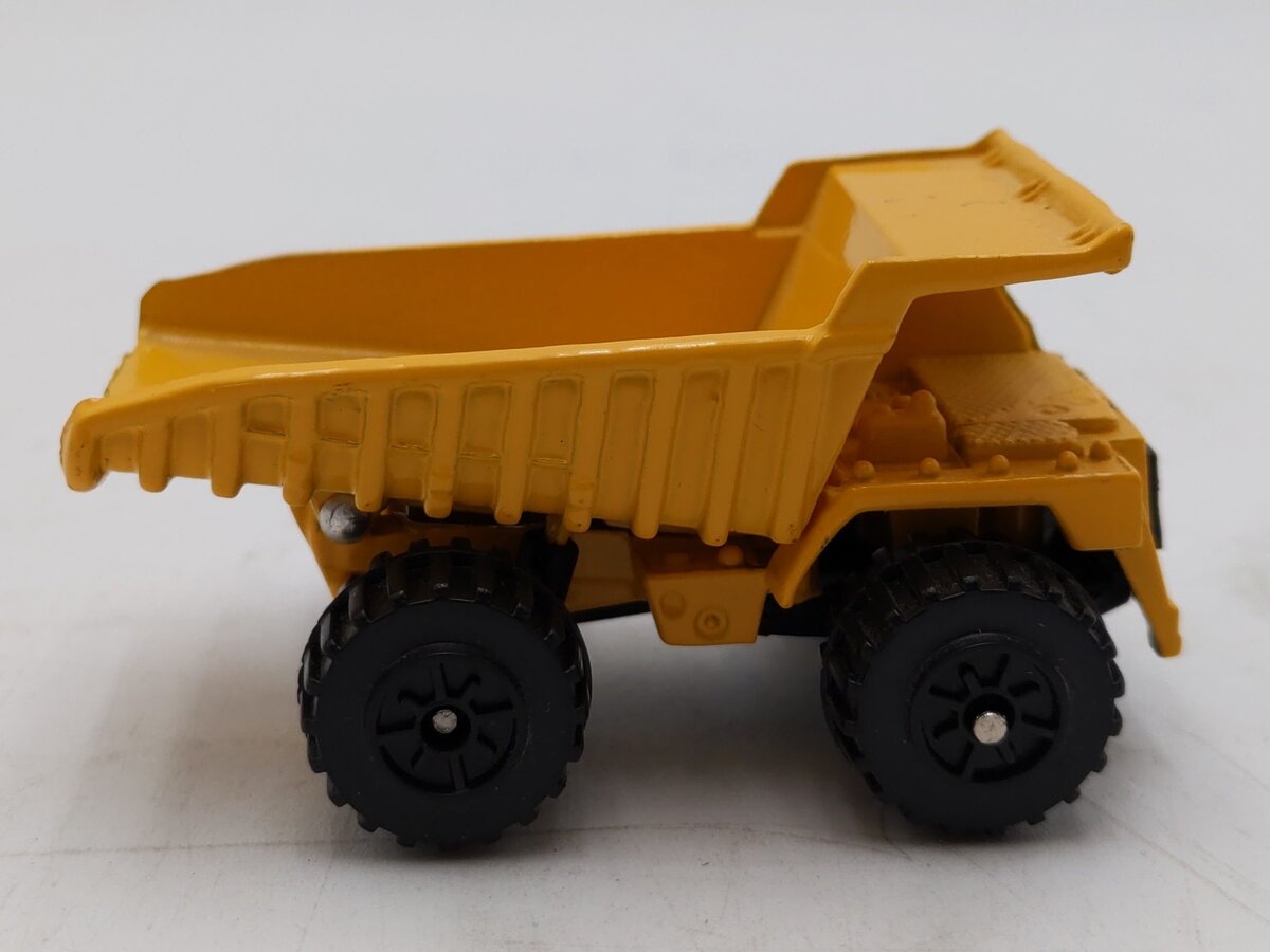 Matchbox 1:43 Scale 1976 Faun Dump Truck VG