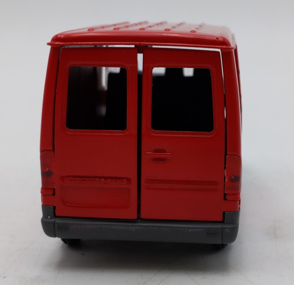 NZG 404 Modelle 1:43 Scale Mercedes-Benz Van - NZG Colors VG/Box