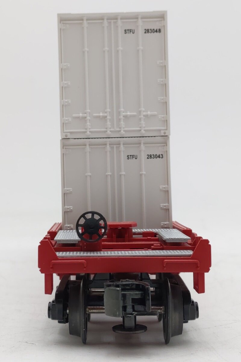 MTH 30-7644 O Gauge BNSF Husky-Stack Car with Containers #212261 EX/Box