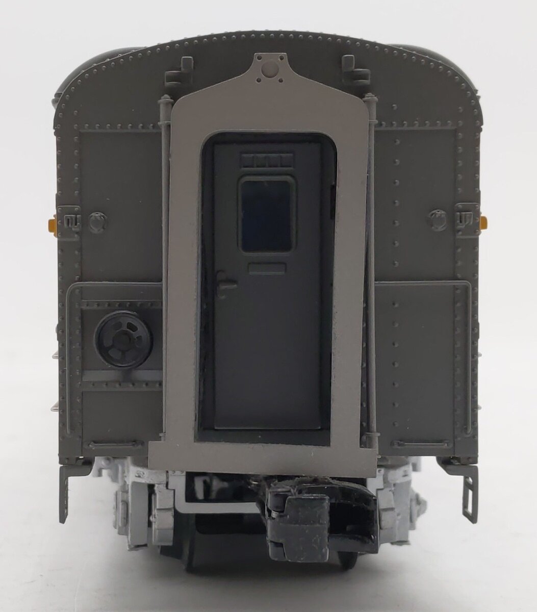 MTH 20-68148 O Gauge Union Pacific 70' ABS RPO Passenger Car (Smooth) #5900 EX/Box